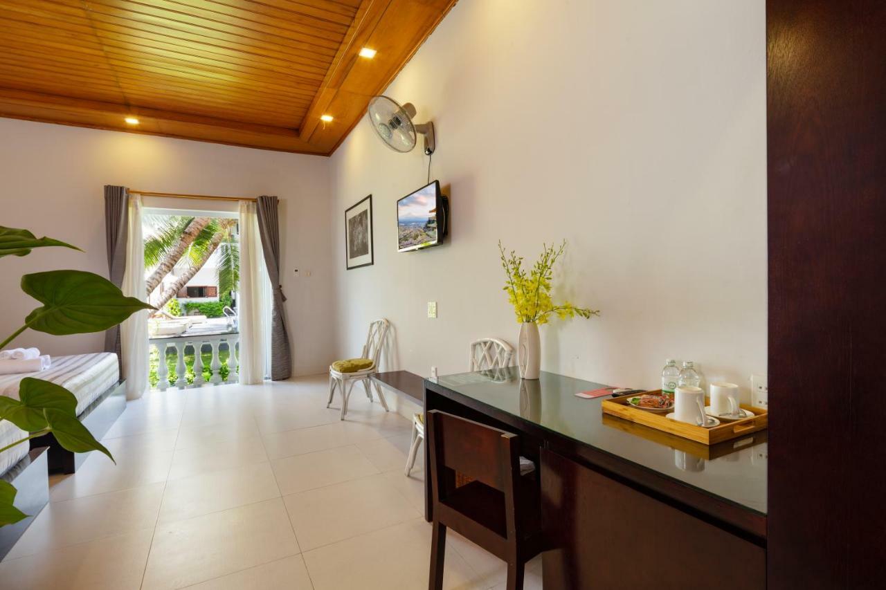 La Paloma Villa На Транг Екстериор снимка