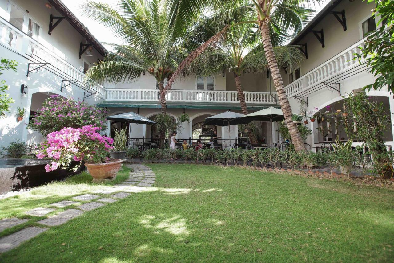 La Paloma Villa На Транг Екстериор снимка